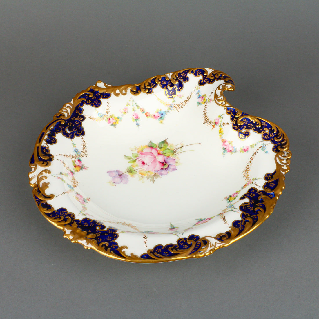 ROYAL CROWN DERBY 4998 Floral Garland Serving Bowl