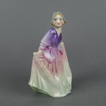 ROYAL DOULTON Sweet Anne M5 Figurine