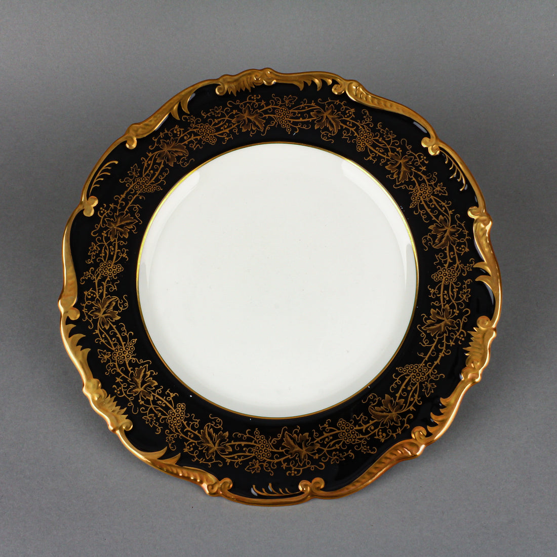 COALPORT Hazelton Black Dinner Plates - Set of 6