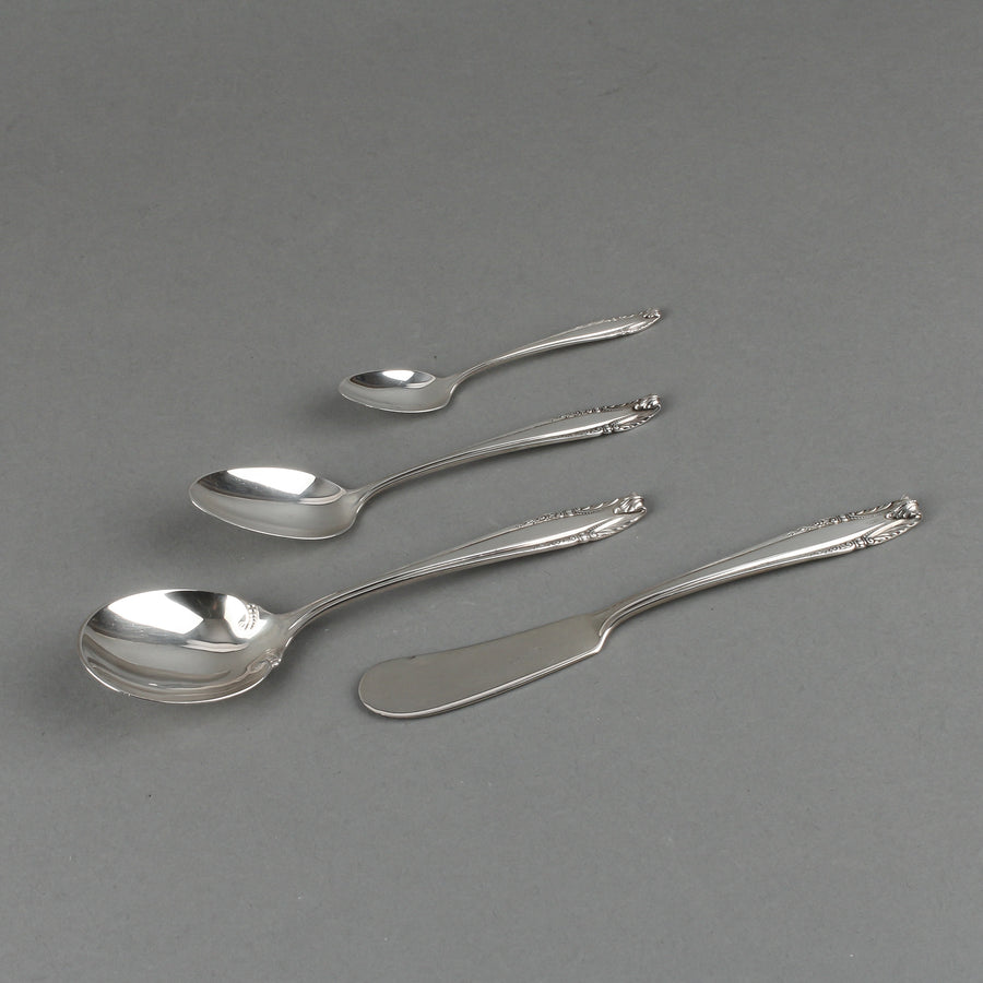 WALLACE Stradivari Sterling Silver Flatware - 8 Place Settings +