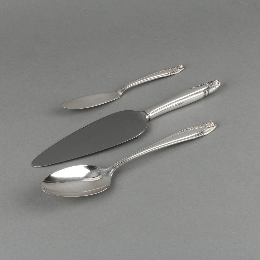 WALLACE Stradivari Sterling Silver Flatware - 8 Place Settings +