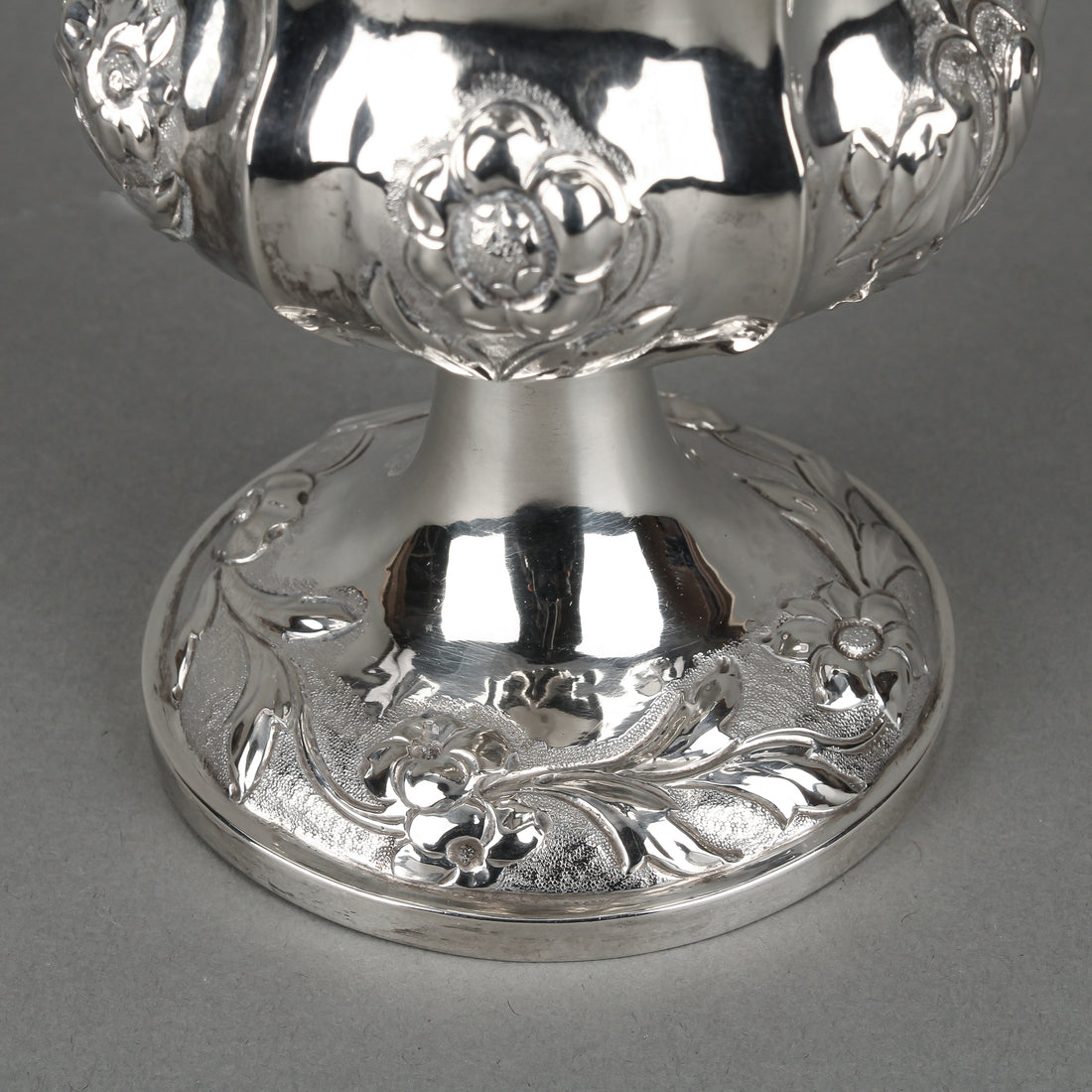 WILLIAM HEWITT Sterling Silver Chalice/Goblet