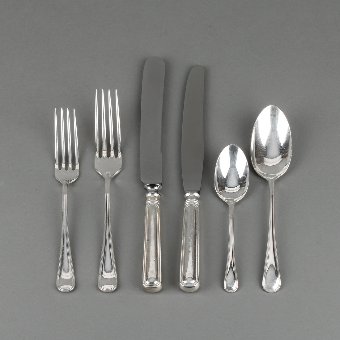 BIRKS Regency Plate York Silverplate Flatware - 46 Pieces