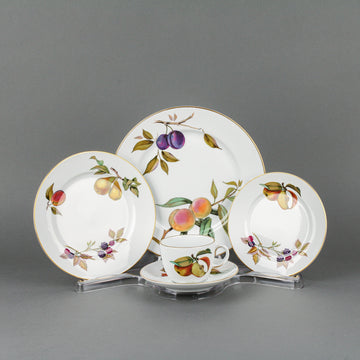 ROYAL WORCESTER Evesham - 6 Place Settings +