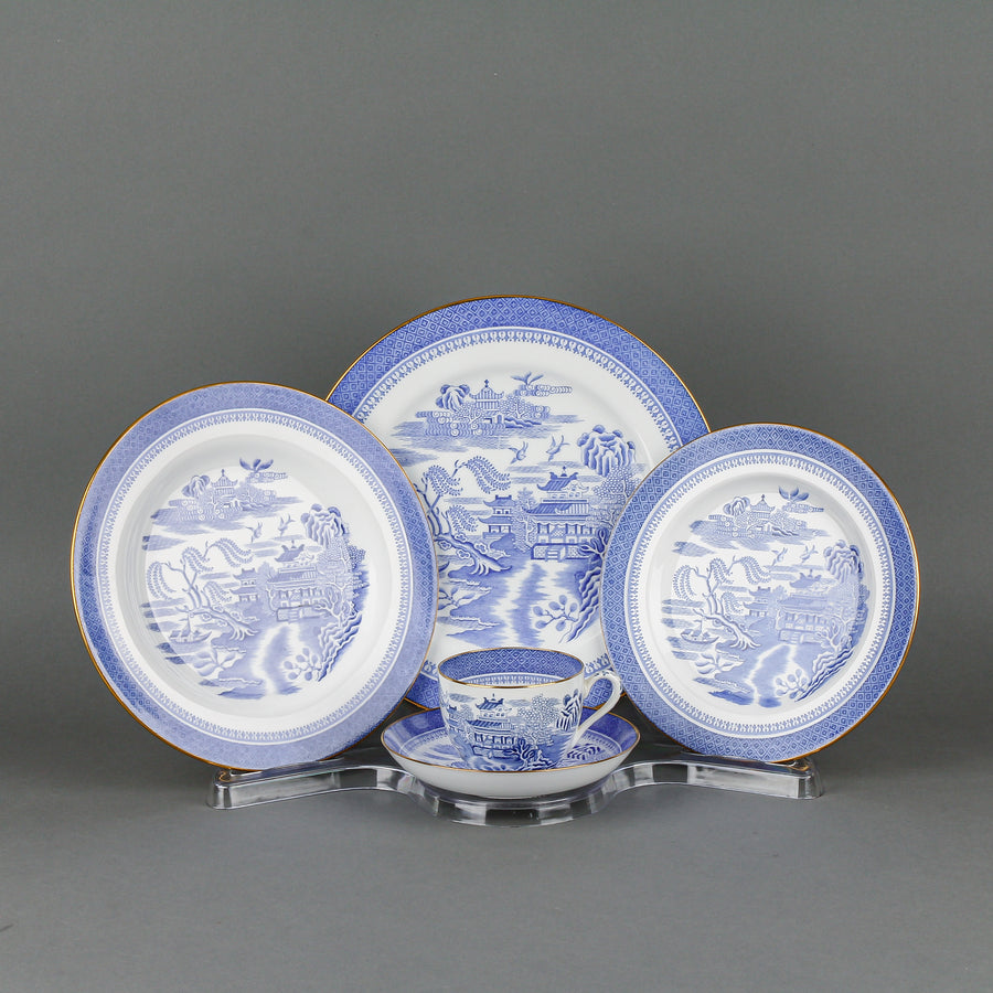 COPELAND SPODE Blue Willow 1327 - 67 Pieces