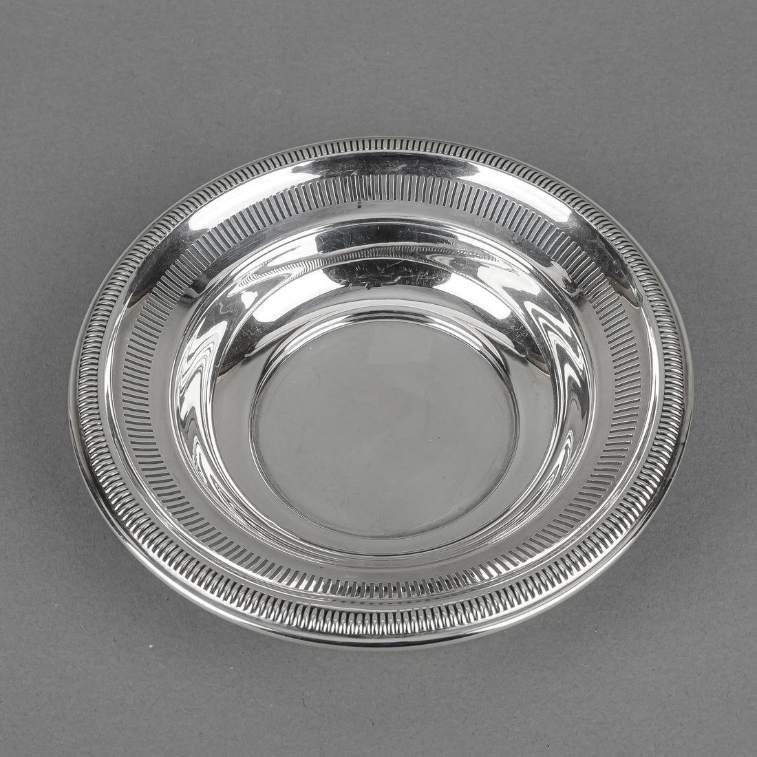 INTERNATIONAL STERLING Sterling Silver Pierced Dish