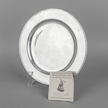 WILTON BRASS CO Queen Ann Armetale Pewter Plates Set of 4