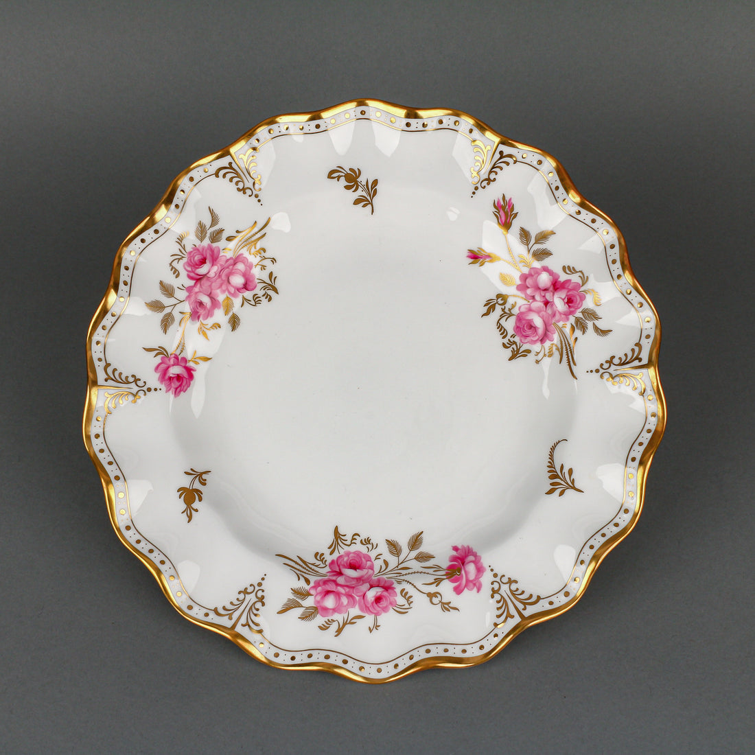 ROYAL CROWN DERBY Royal Pinxton Roses Ruffle Dinner Plates - Set of 2