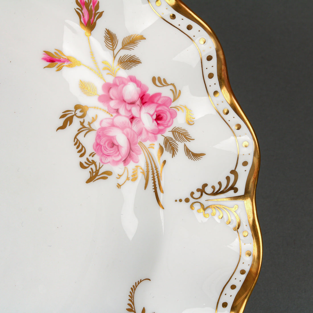 ROYAL CROWN DERBY Royal Pinxton Roses Ruffle Dinner Plates - Set of 2