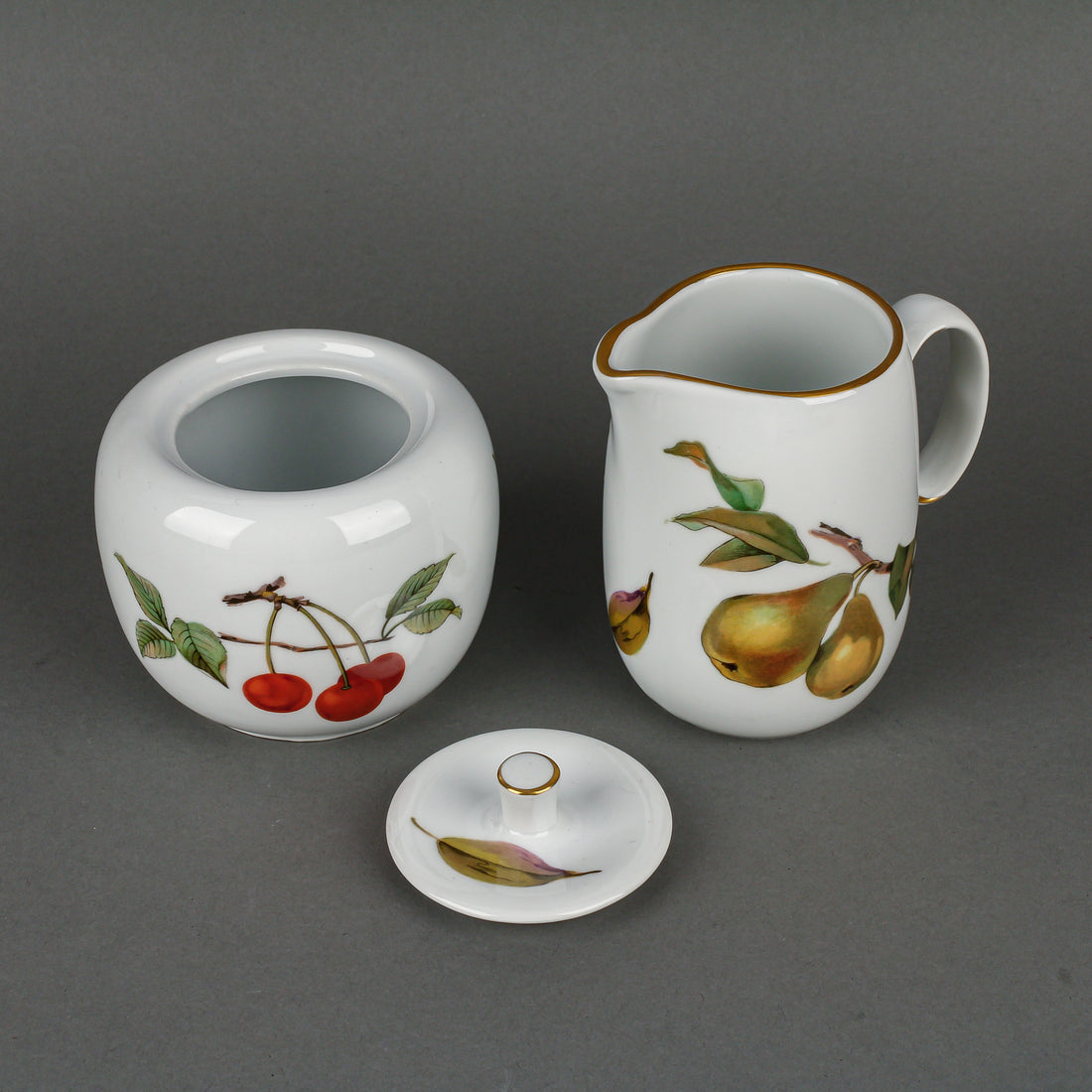 ROYAL WORCESTER Evesham Tea & Coffee Service