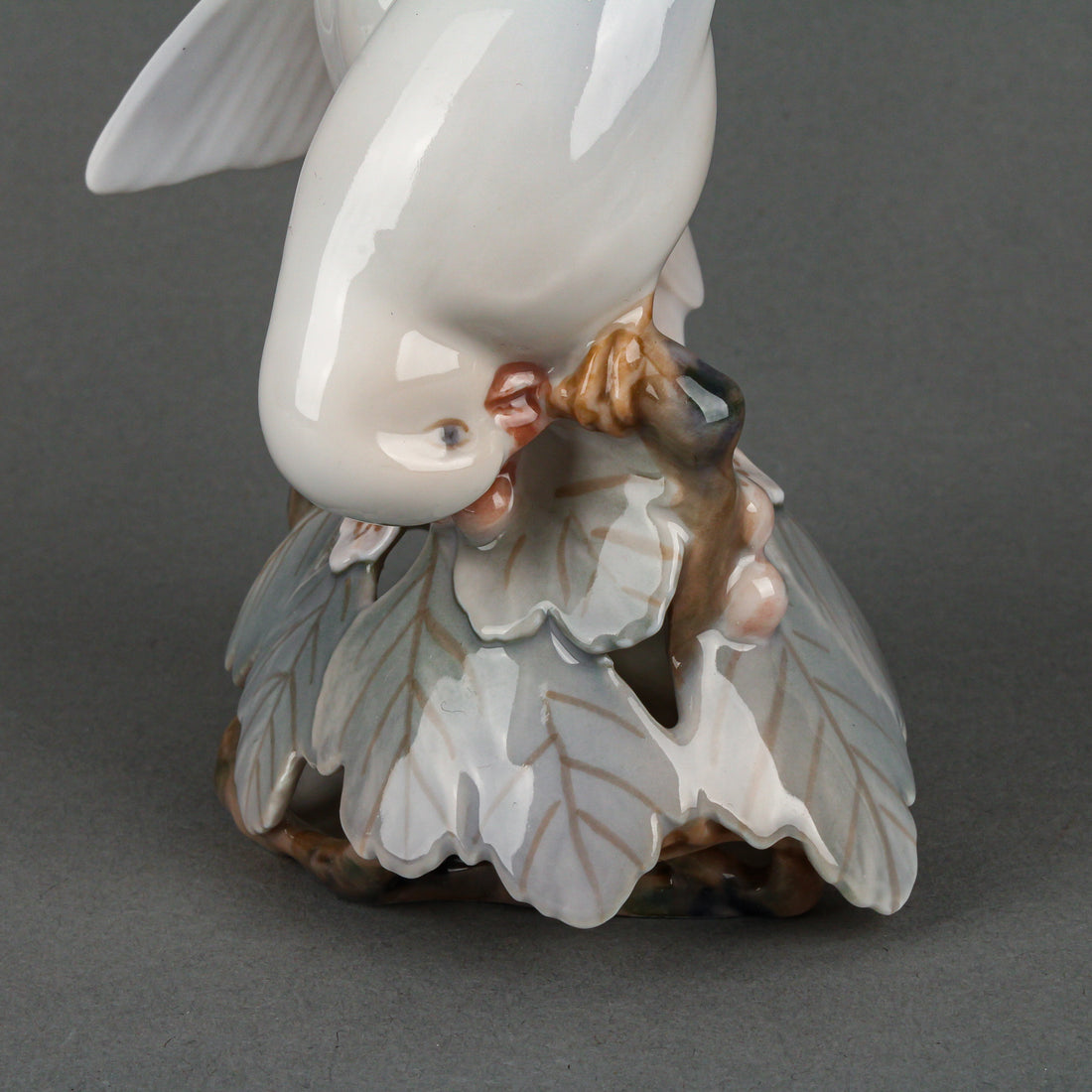ROYAL COPENHAGEN Lovebird 402 Figurine