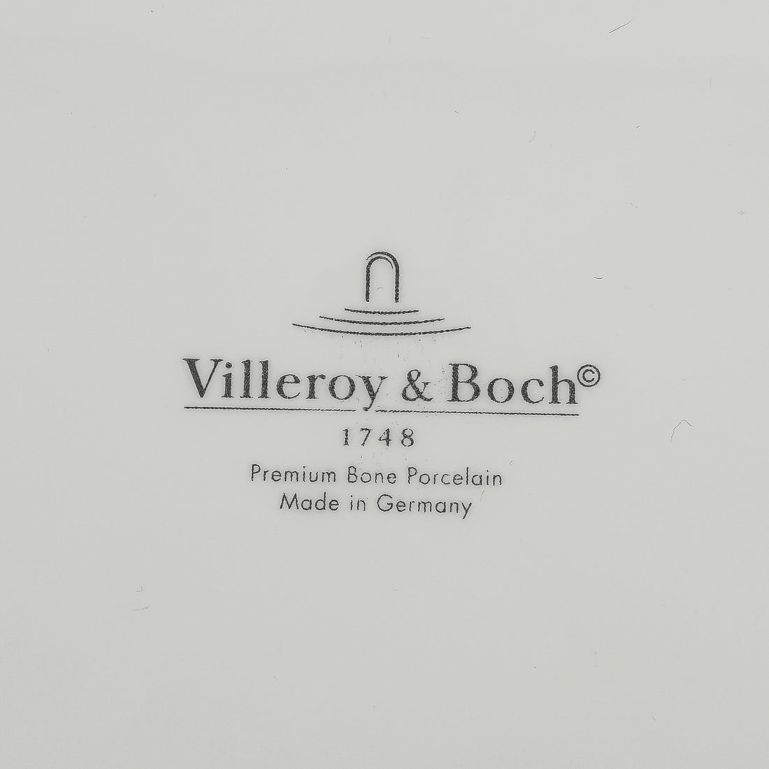 VILLEROY & BOCH Anmut Platter 16"