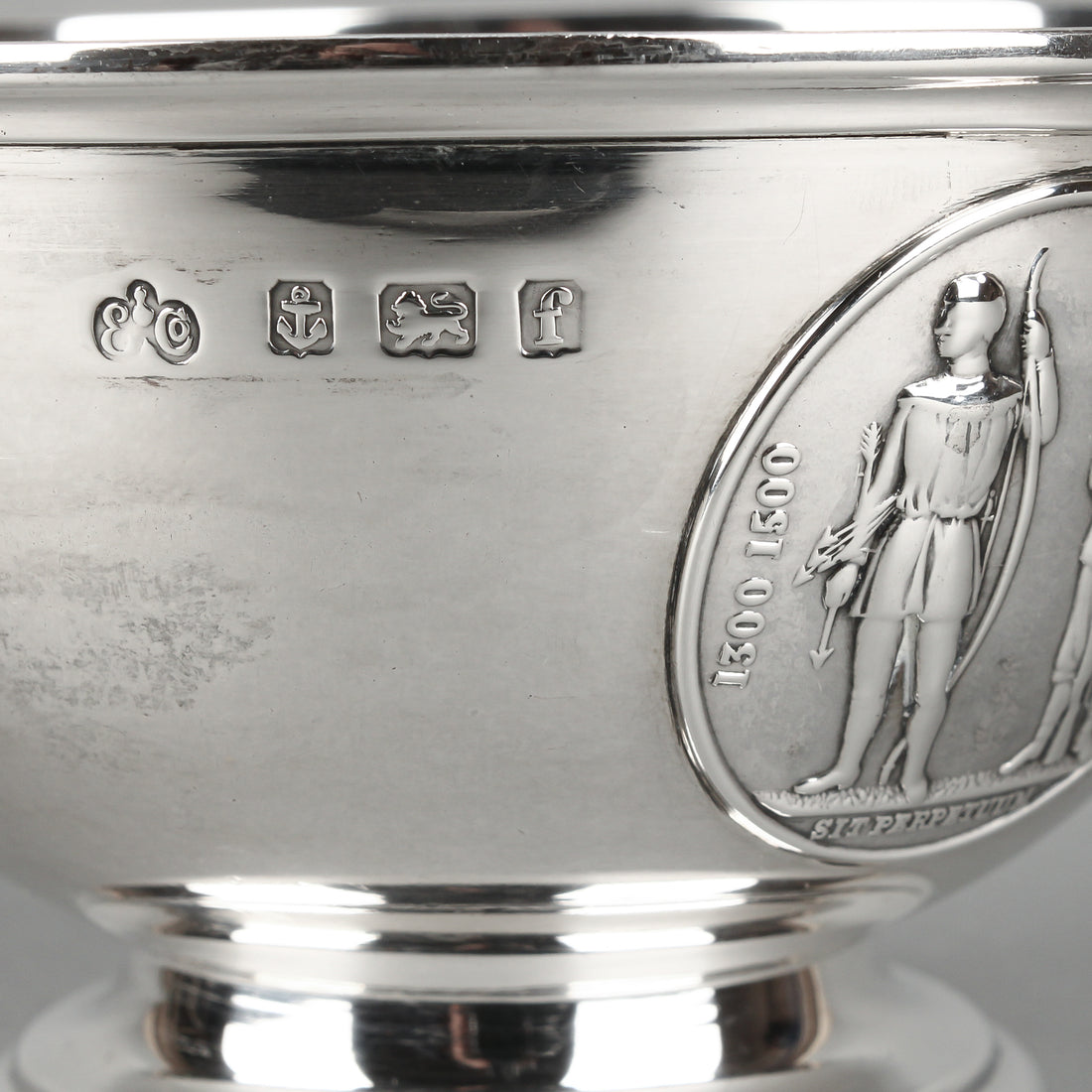 ELKINGTON & CO. Sterling Silver Footed Bowl with Sit Perpetuum Medallion