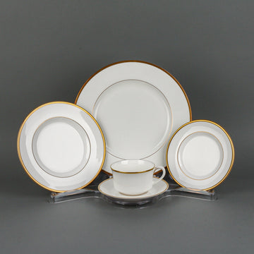 ROYAL WORCESTER Capri - 10 Place Settings +