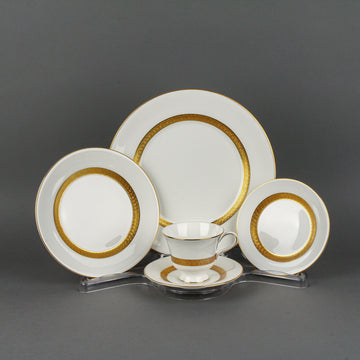 WEDGWOOD Adelphi - 7 Place Settings +