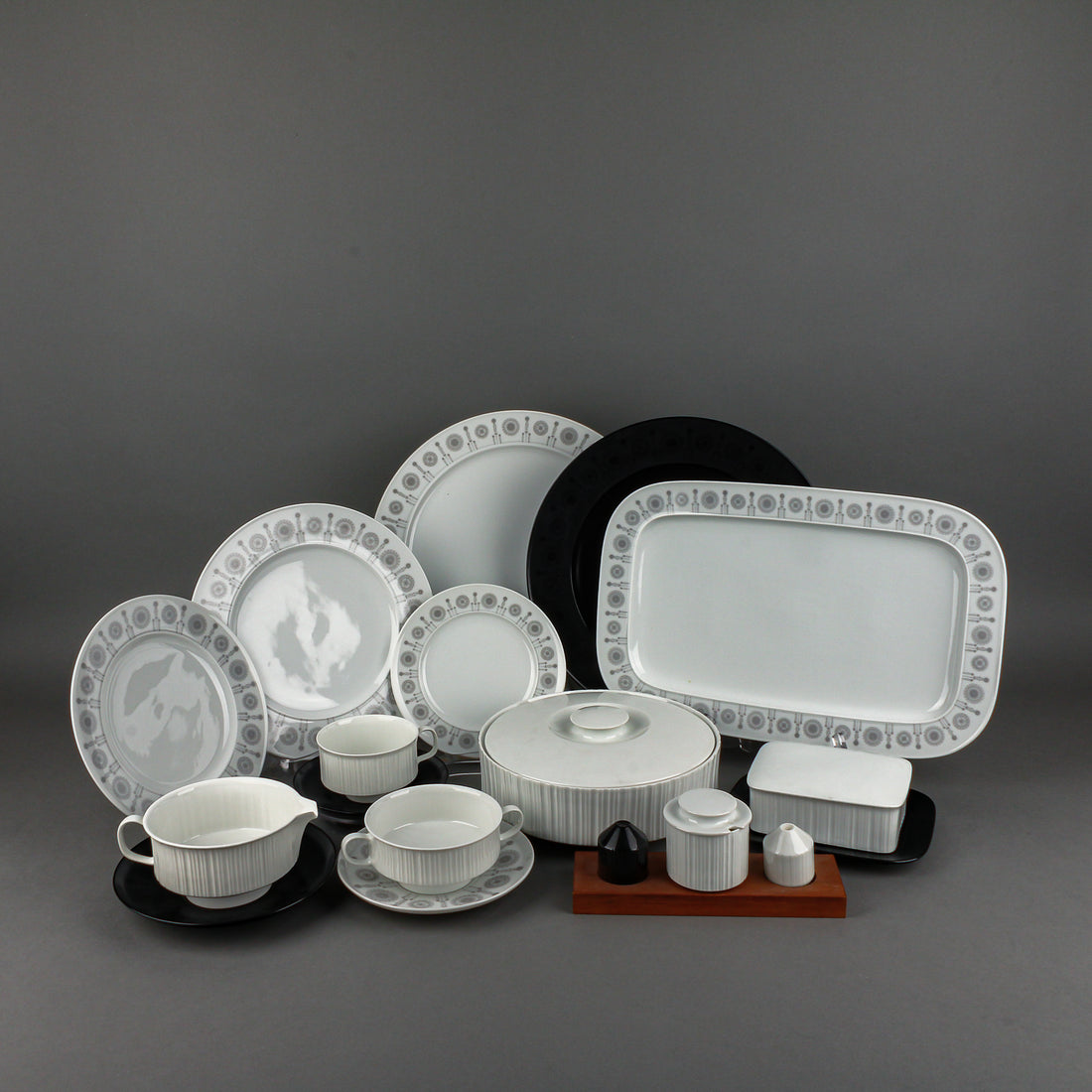 ROSENTHAL Grey Suns Variations - 58 Pieces