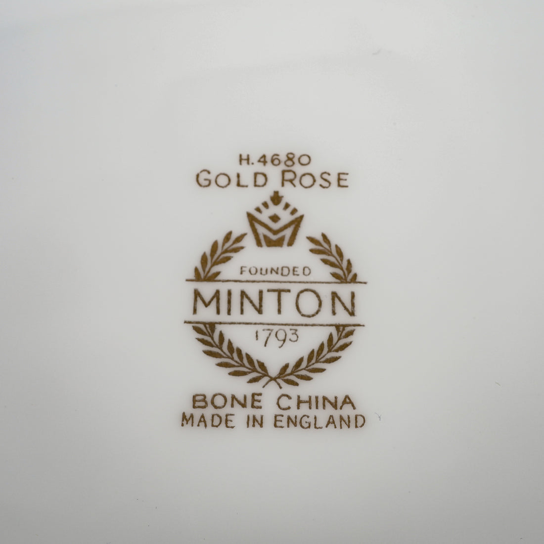 MINTON Gold Rose H4680 Oval Covered Tureen