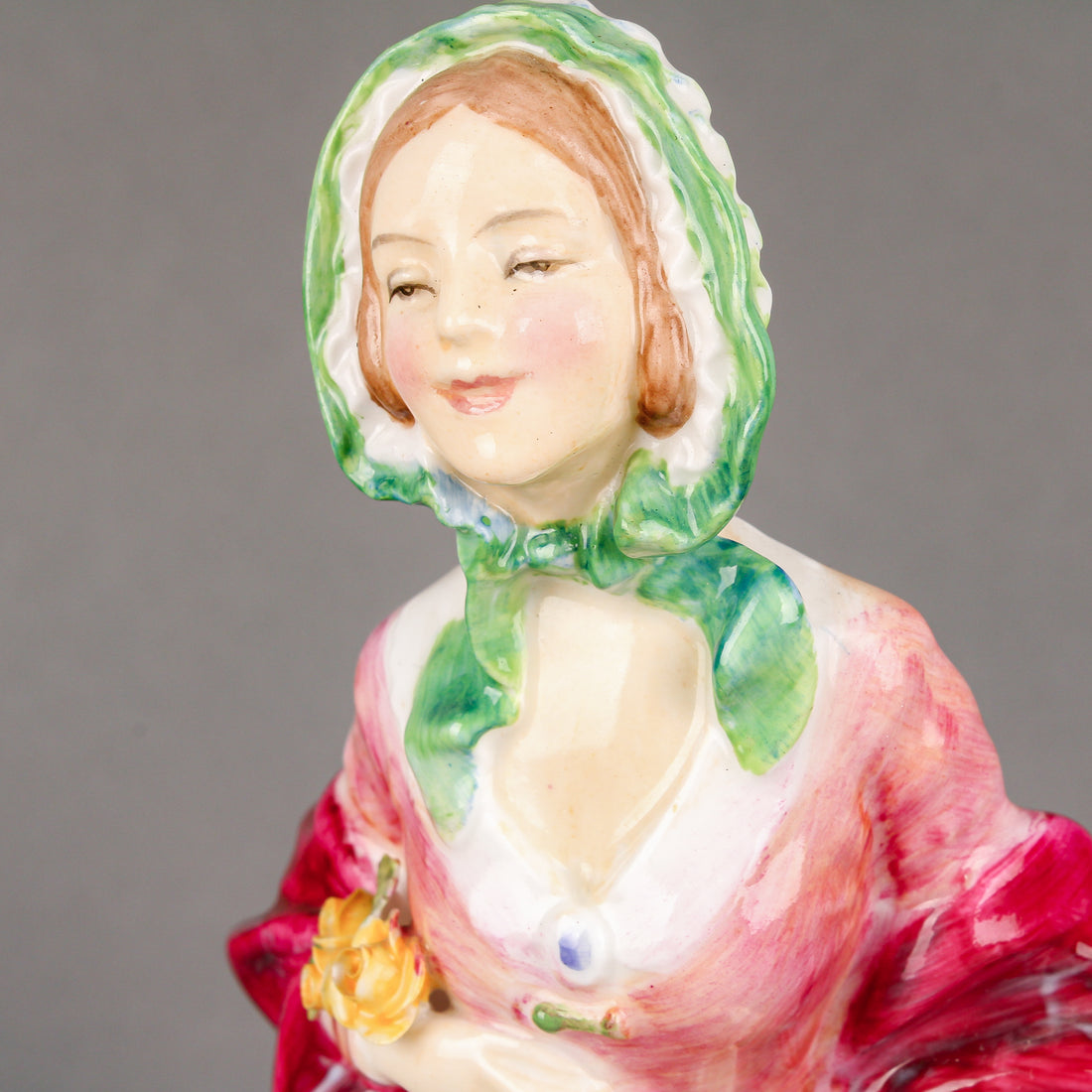 ROYAL DOULTON Rosebud HN 1983 Figurine