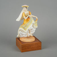 ROYAL DOULTON Figurine Mexican Dancer HN 2866  Dancers Of The World
