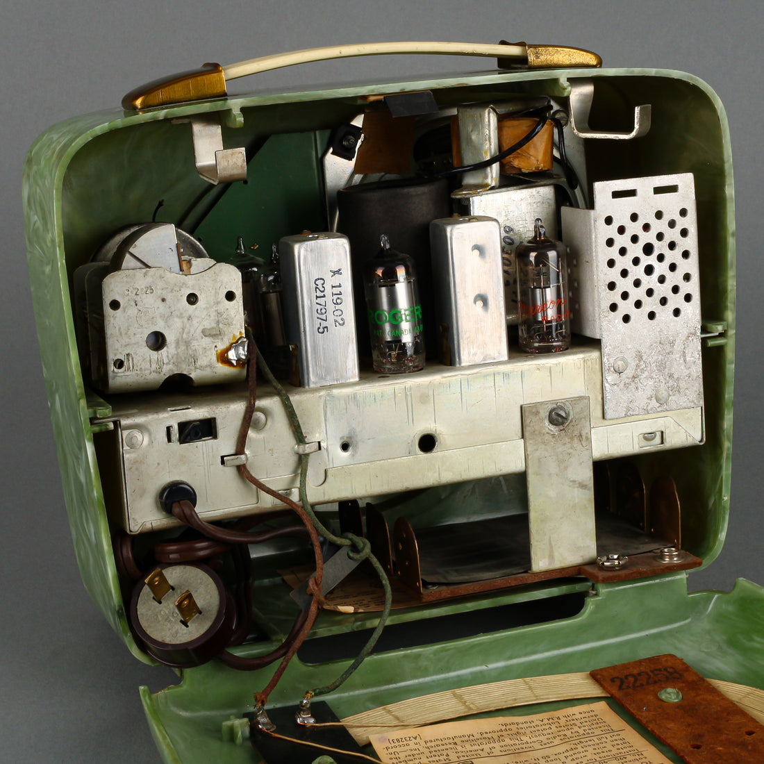 ARVIN Model 352-PL Radio