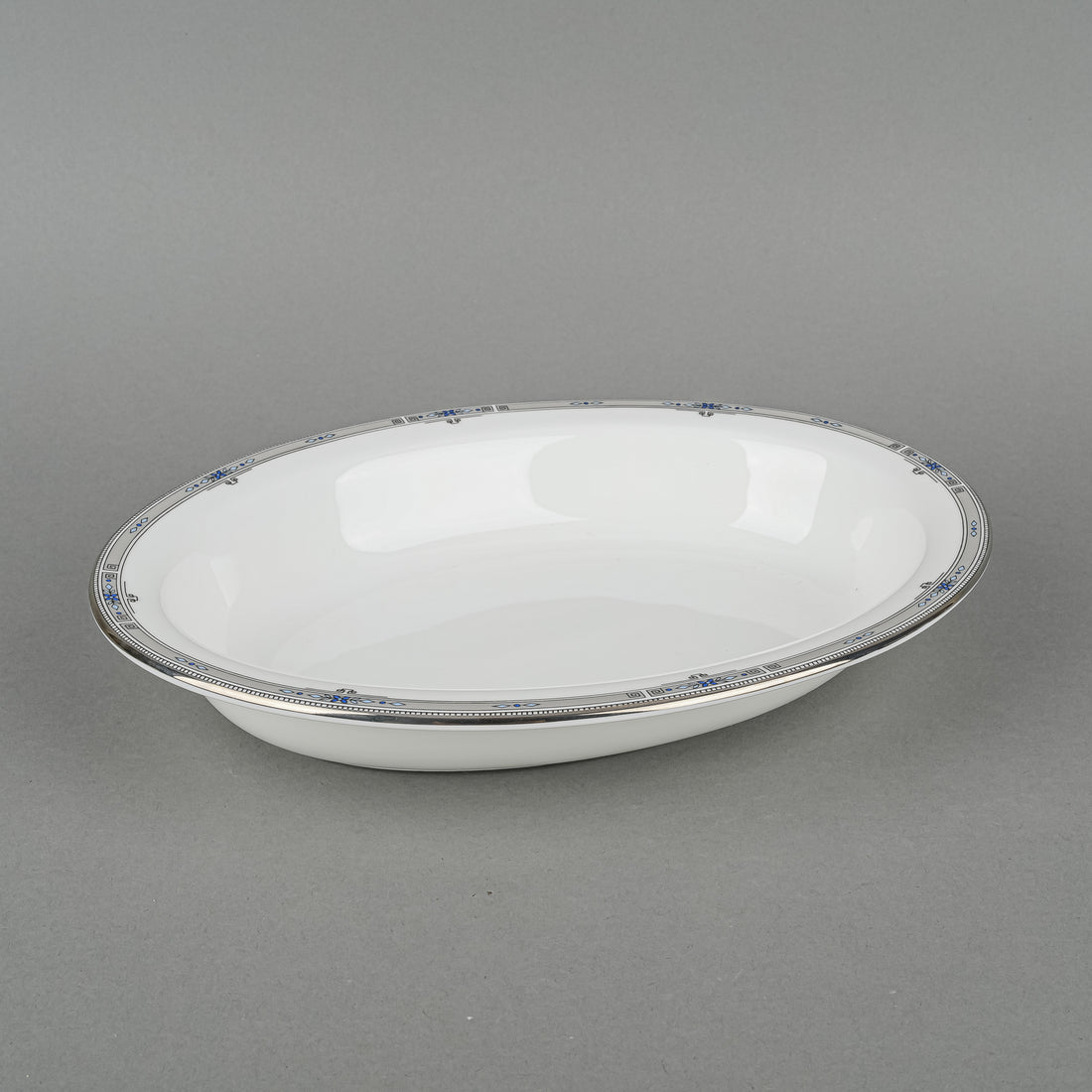 WEDGWOOD Amherst Serving Dishes - 6 Pieces