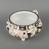 ROYAL CROWN DERBY Traditional Imari 2451 Footed Lidded Tureen