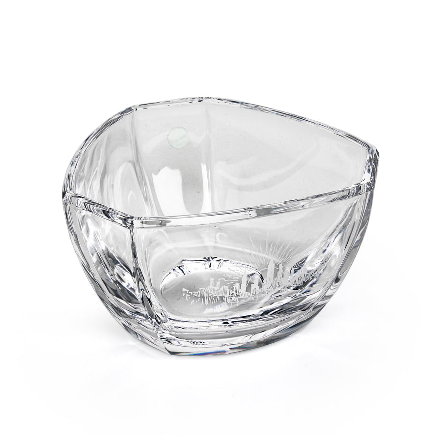TIFFANY & CO. Crystal NYC Skyline Triangle Bowl