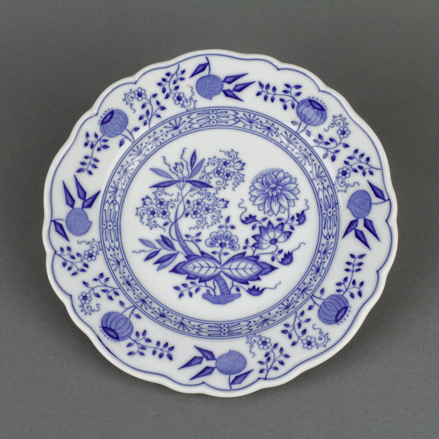 HUTSCHENREUTHER Blue Onion Tea Set