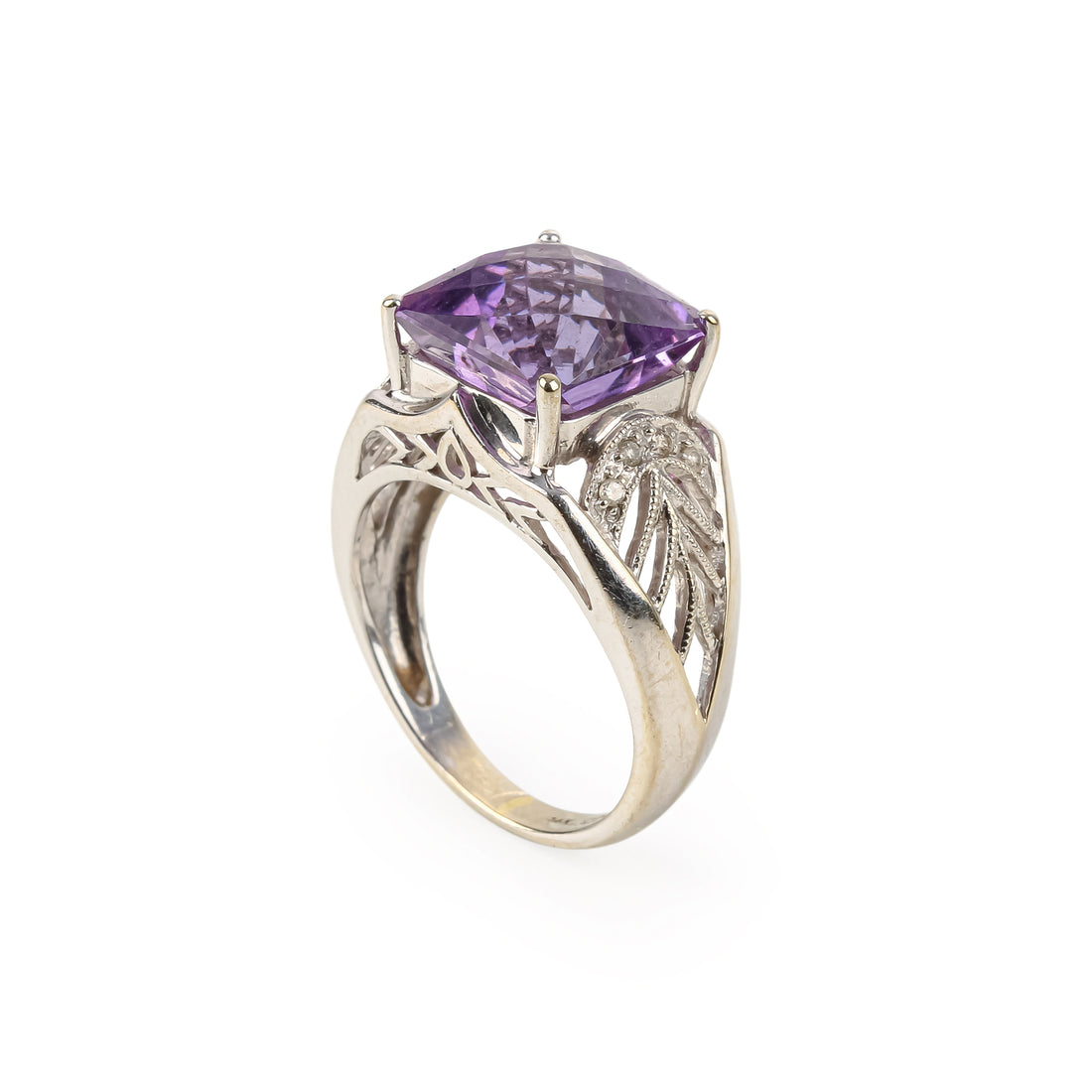 14K White Gold Checkerboard Amethyst Ring