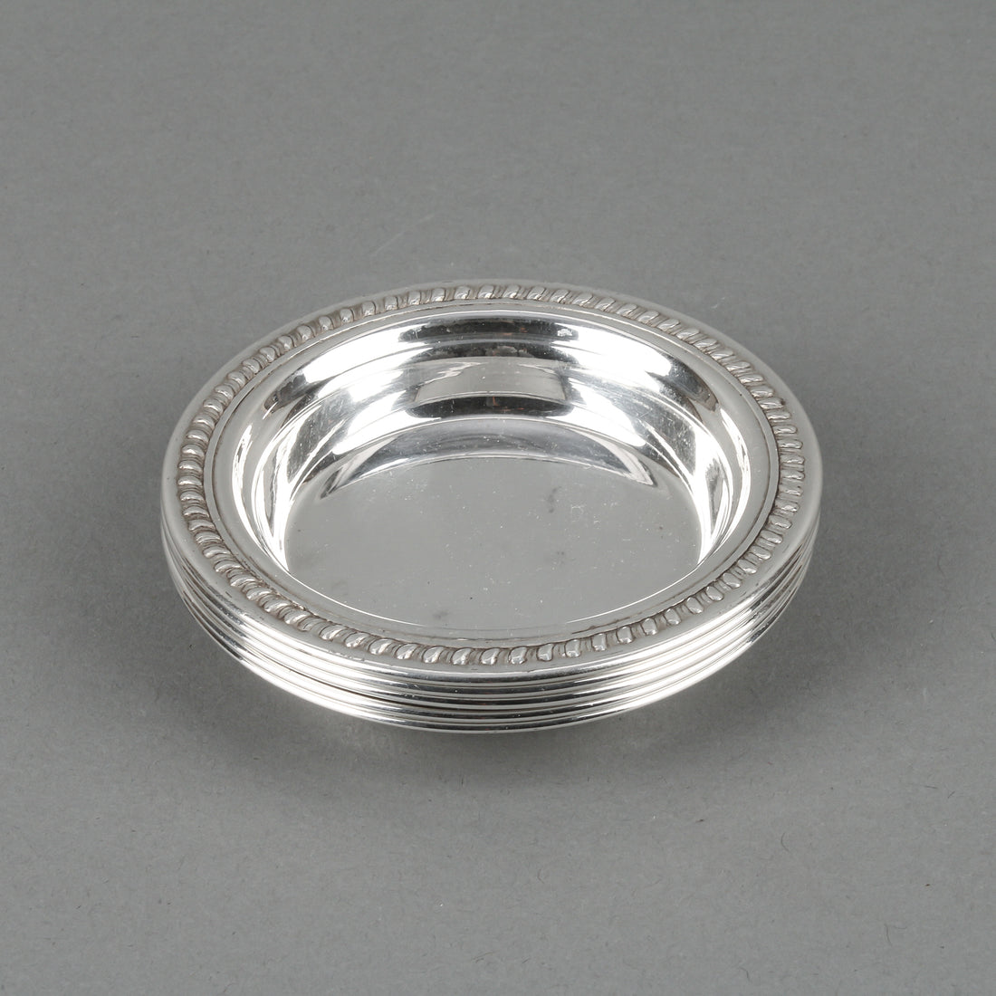 INTERNATIONAL Sterling Silver Nut Dishes - Set of 5