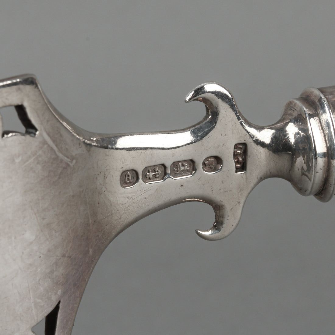 GEORGE UNITE & SONS Sterling Silver Fish Serving Fork