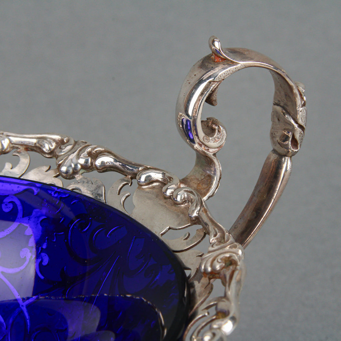 MAPPIN & WEBB Sterling Silver Footed Bowls with Handle & Cobalt Liner - Set of 2