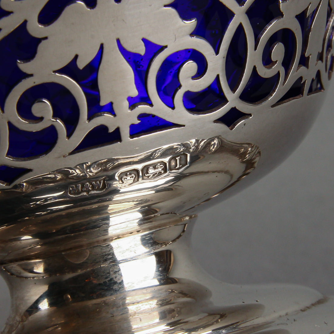 MAPPIN & WEBB Sterling Silver Footed Bowls with Handle & Cobalt Liner - Set of 2