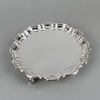 VINERS LTD. Chippendale Sterling Silver Footed Tray