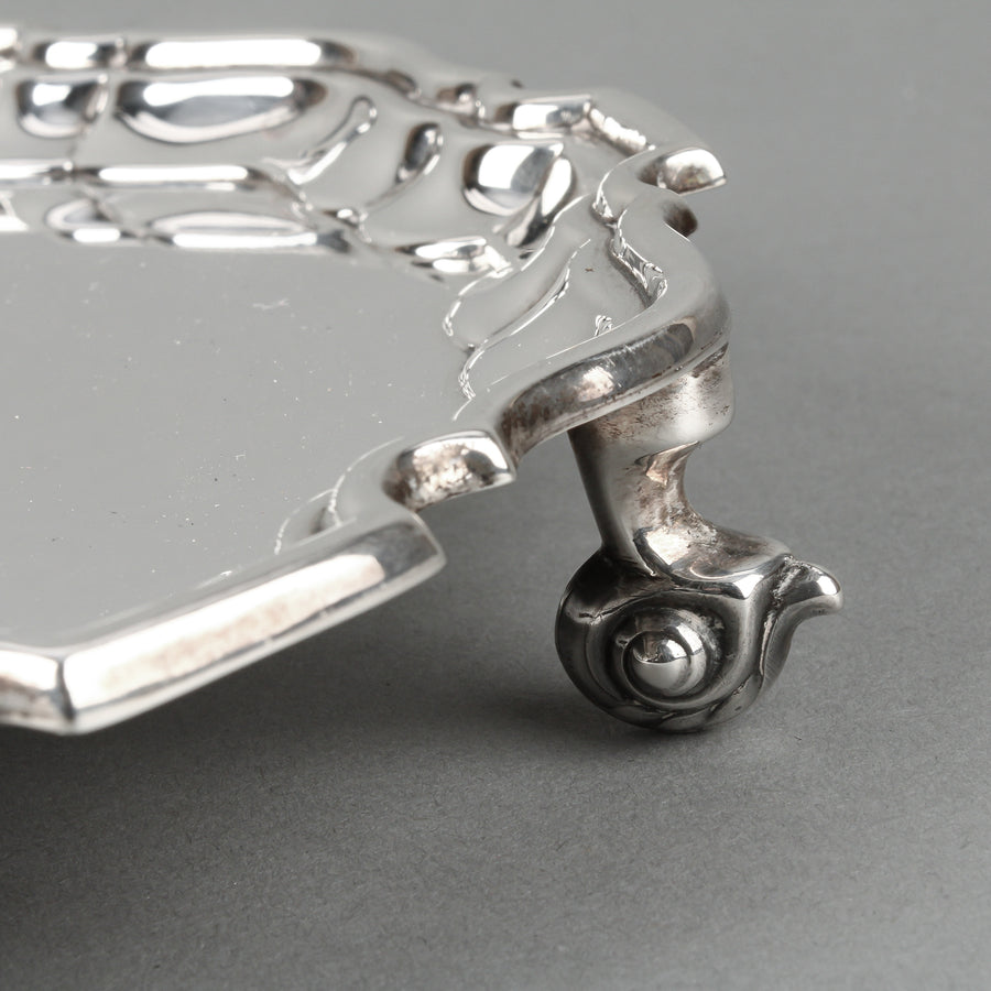 VINERS LTD. Chippendale Sterling Silver Footed Tray