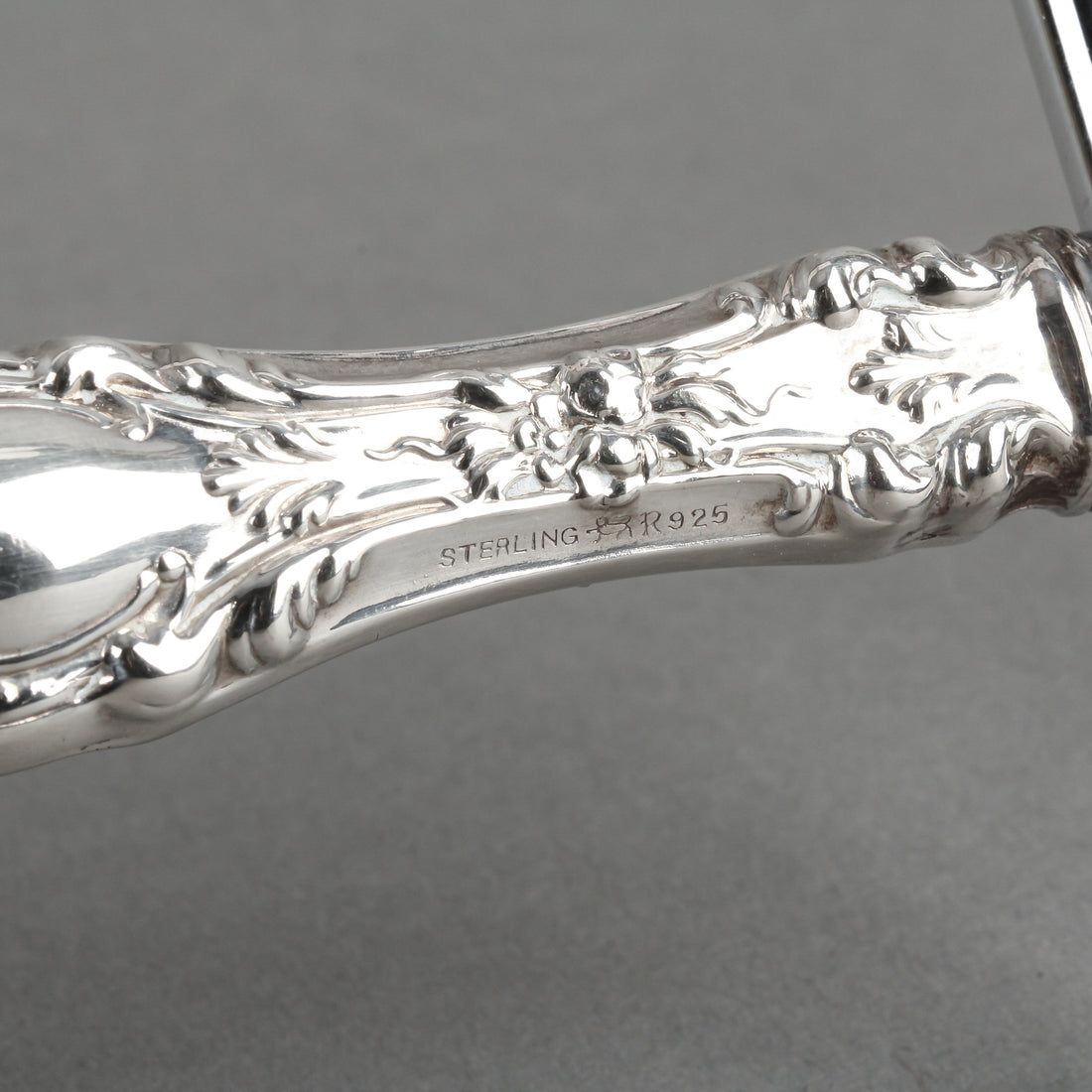 RODEN BROS. Sterling Silver Handle Stainless Steel Cake Breaker/Slicer