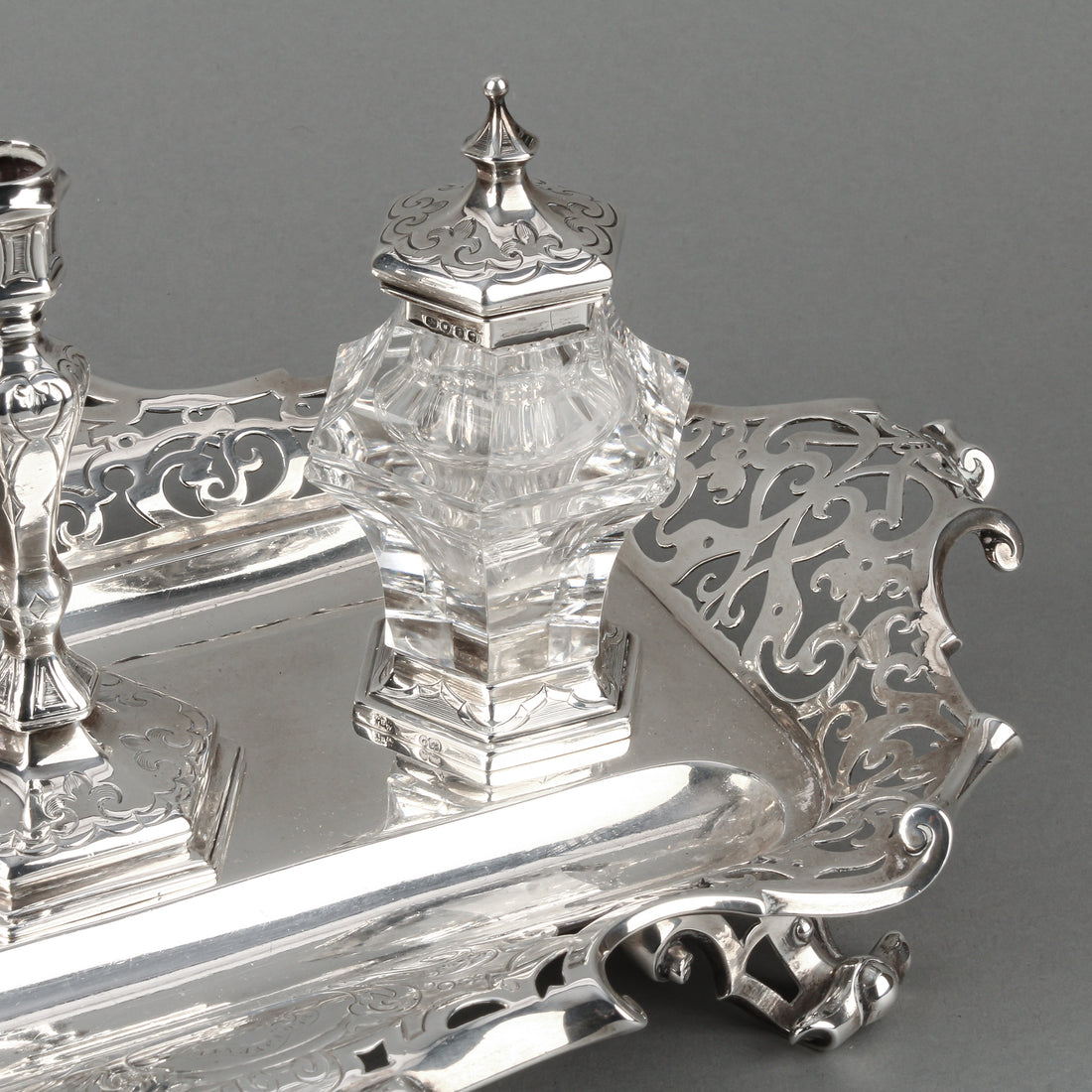 E. EJ. J. & W. BARNARD Sterling Silver Ink Stand with Crystal Inkwells