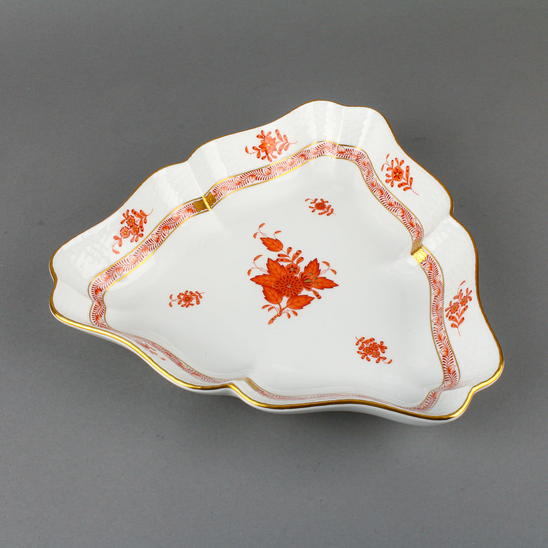 HEREND Chinese Bouquet Triangle Dish