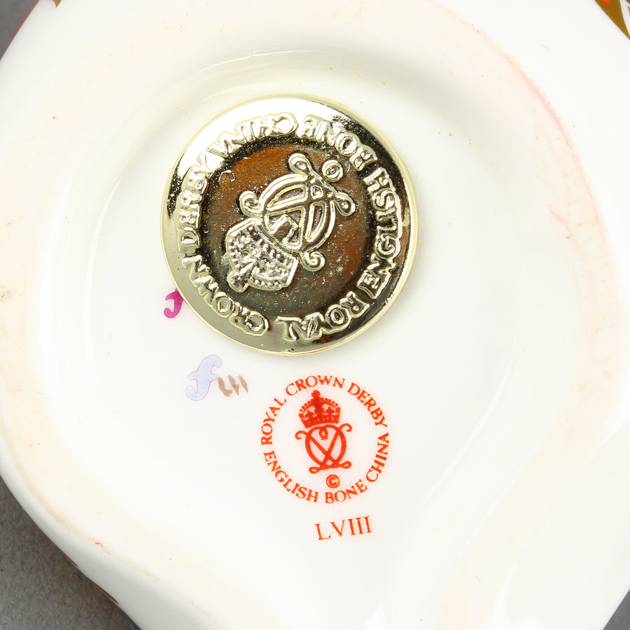 ROYAL CROWN DERBY Robin Paperweight