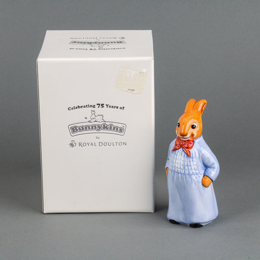 ROYAL DOULTON Reggie Bunnykins DB474 Figurine