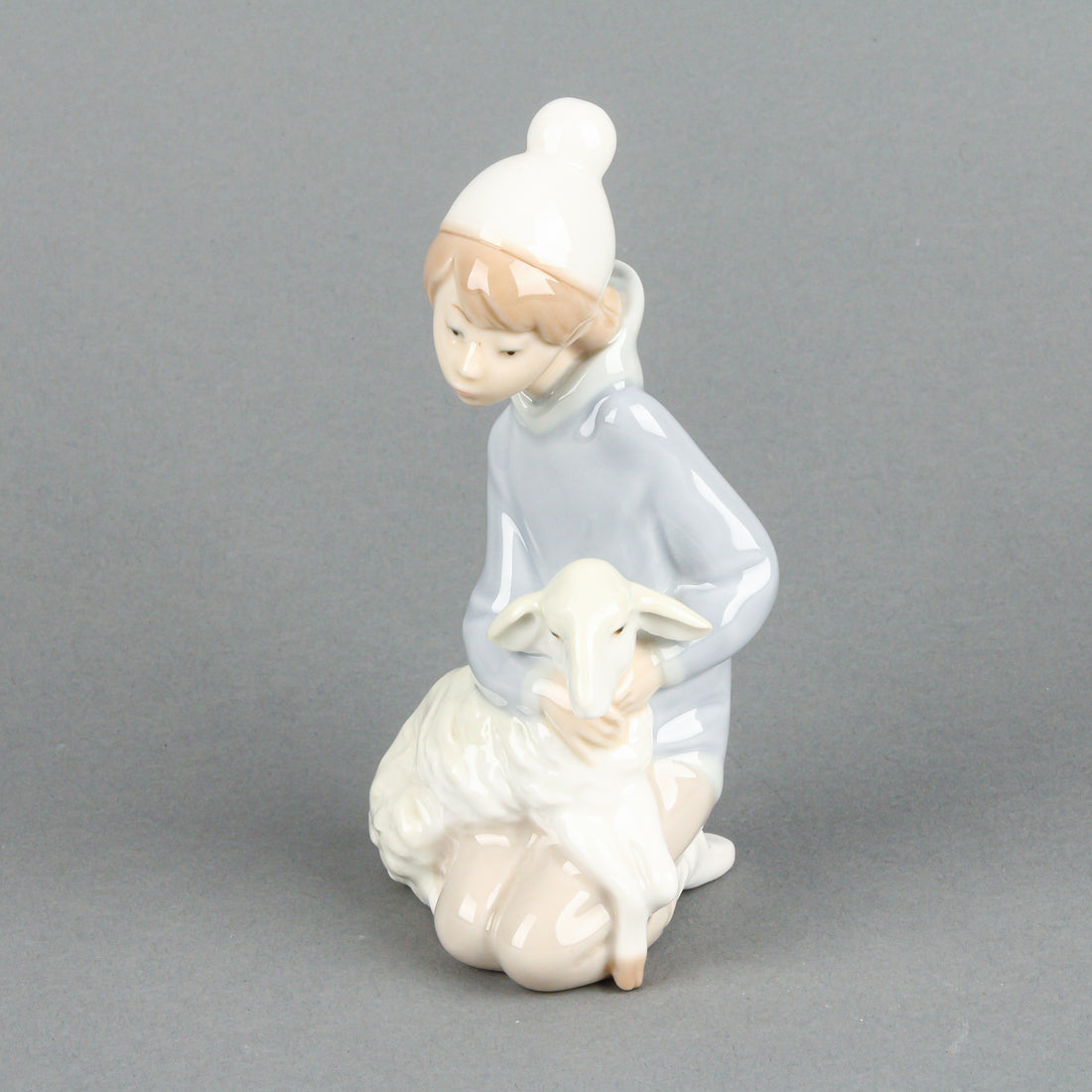 LLADRO Shepherd with Lamb 4676 Figurine