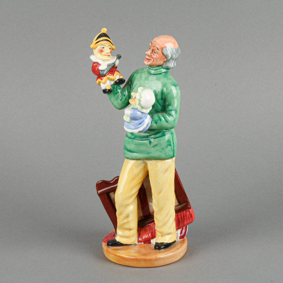 ROYAL DOULTON Punch & Judy Man HN 2765 Figurine