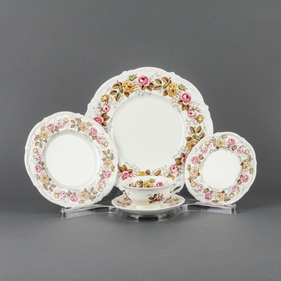 COALPORT Dorothy - 7 Place Settings +