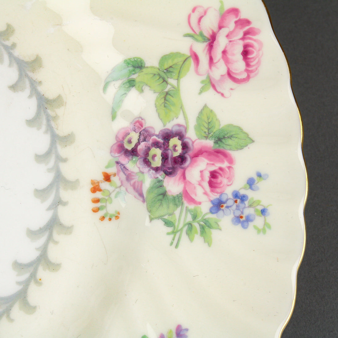 MINTON Bala - 8 Place Settings