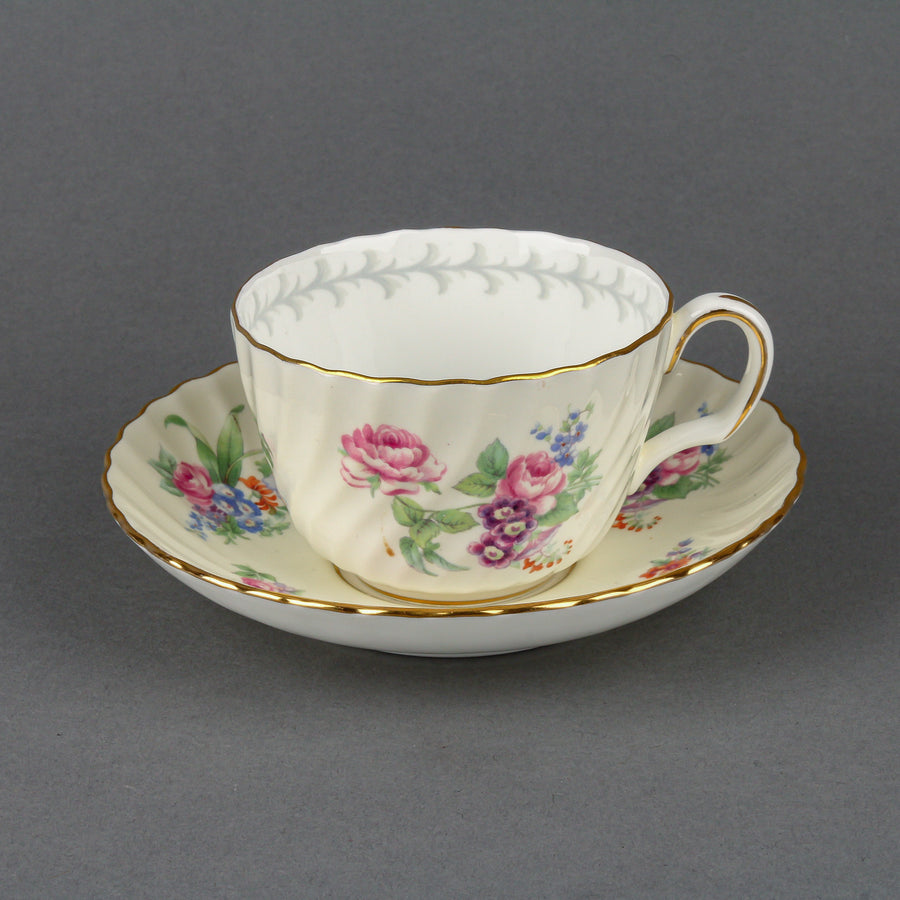 MINTON Bala - 8 Place Settings