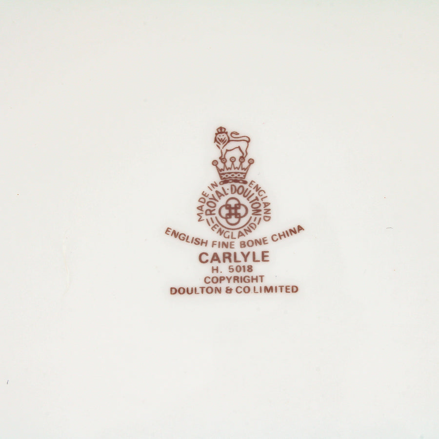 ROYAL DOULTON Carlyle - 8 Place Settings