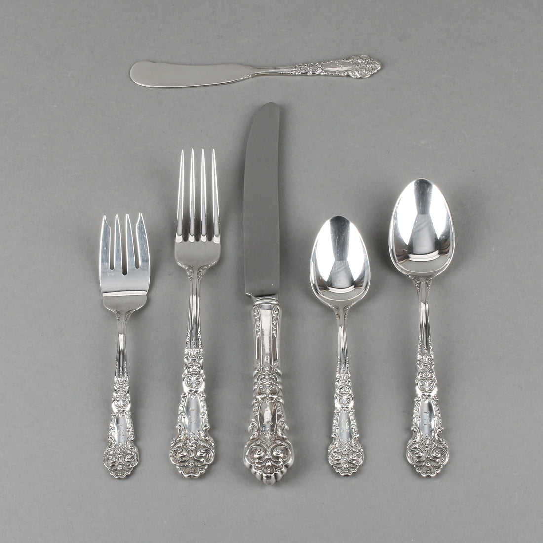 REED & BARTON French Renaissance Sterling Silver Flatware - 12 Place Settings +