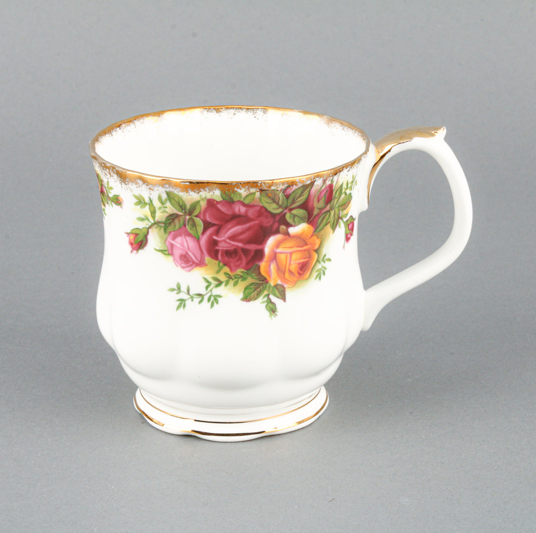 ROYAL ALBERT Old Country Roses Mugs - Set of 4