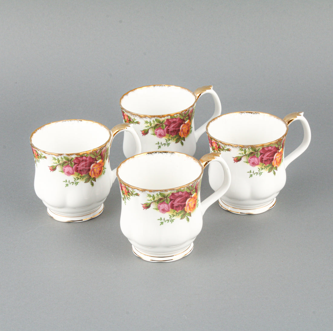ROYAL ALBERT Old Country Roses Mugs - Set of 4