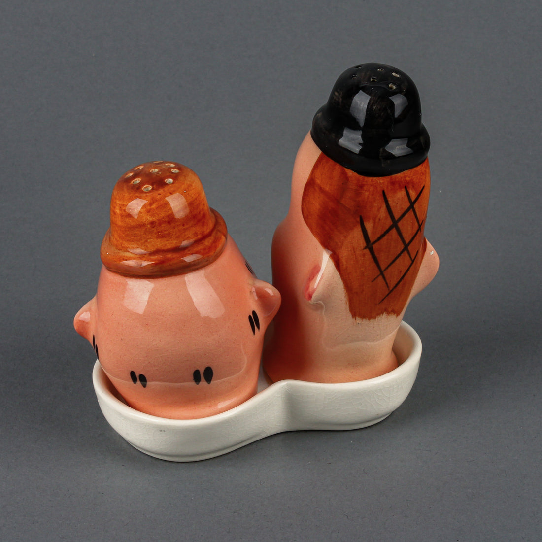 BESWICK Laurel & Hardy Salt & Pepper Set